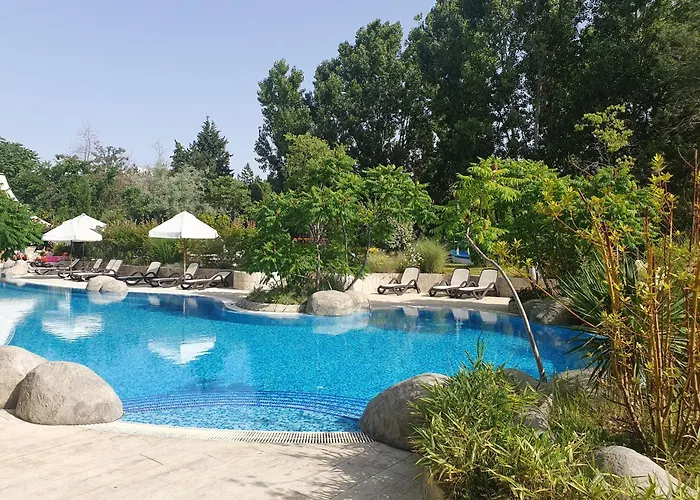 Harmony 11 Grand Aparthotel *