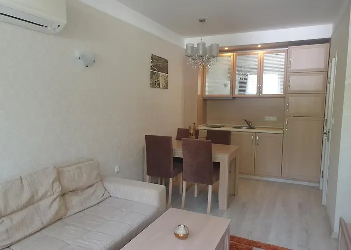 Harmony 11 Grand Hotel apartamentowy *